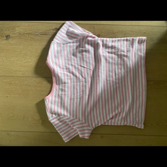 Pink shit - Picture 2 of 2